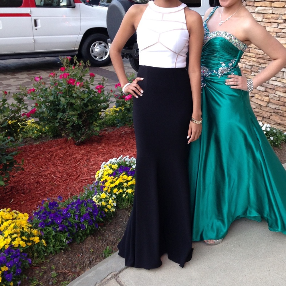 Caché Long formal Dress